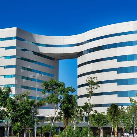 Holiday Inn & Suites - Merida La Isla By Ihg Eksteriør billede