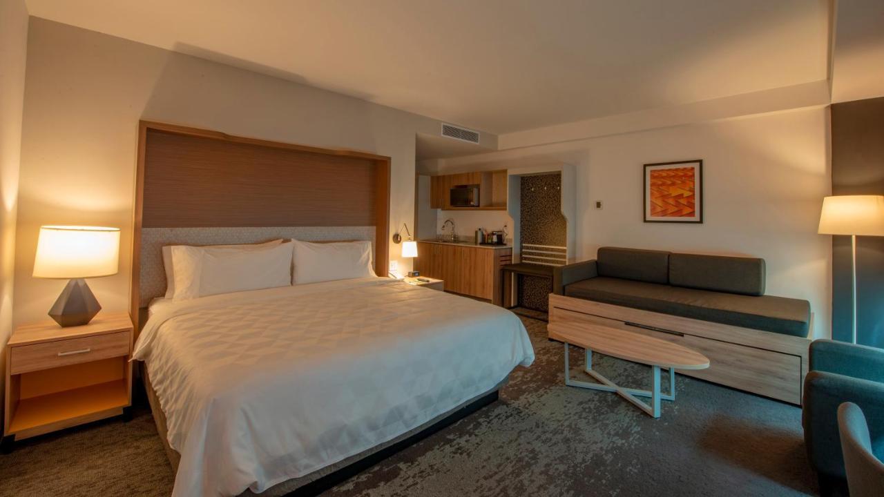 Holiday Inn & Suites - Merida La Isla By Ihg Eksteriør billede