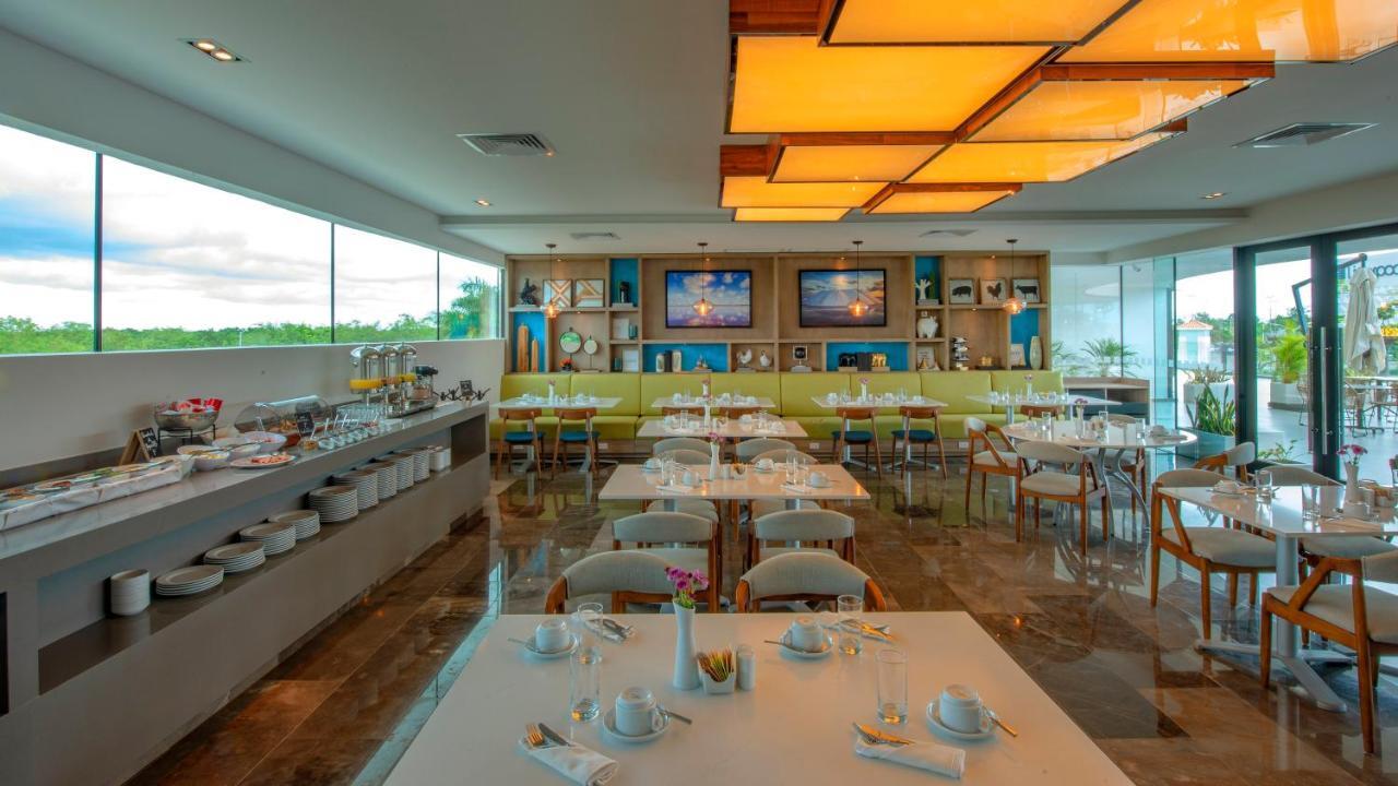 Holiday Inn & Suites - Merida La Isla By Ihg Eksteriør billede