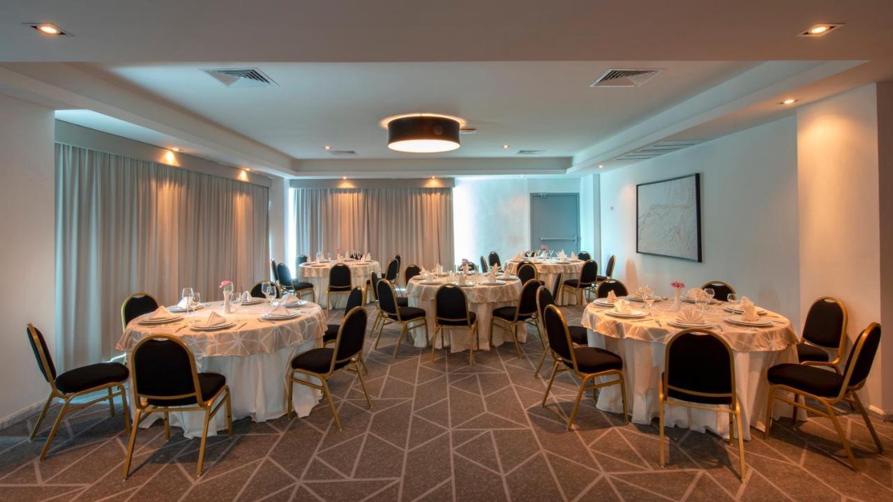 Holiday Inn & Suites - Merida La Isla By Ihg Eksteriør billede